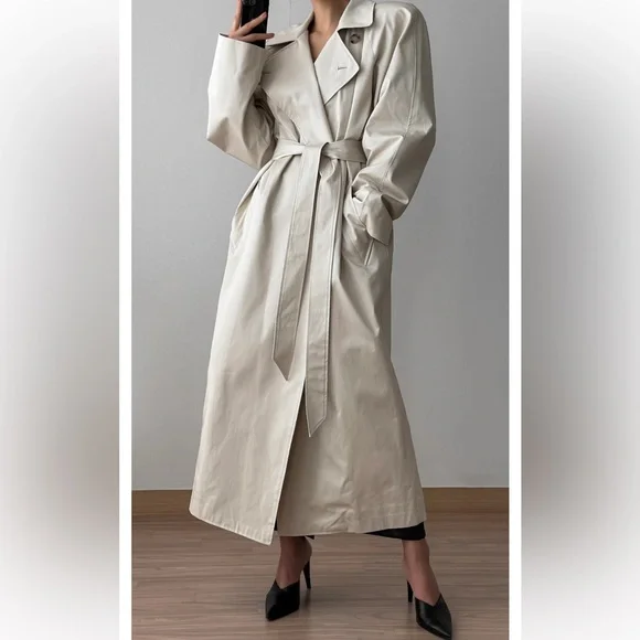The Frankie Shop Marisol Box Shoulder Trench - Brand New With Tags (NWT) - Picture 3 of 9